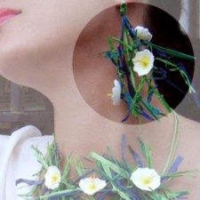 Earrings model Marguerites (Caillebotte)